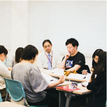 神戸薬科大学とも協働して多職種連携の学びを実践