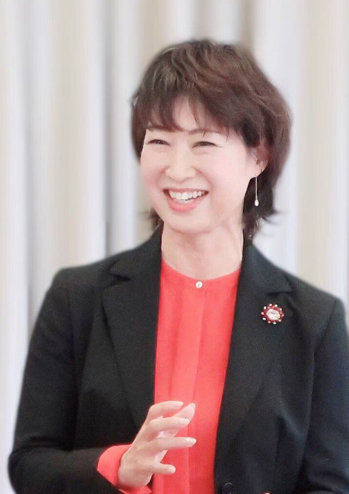 津田 なおみ