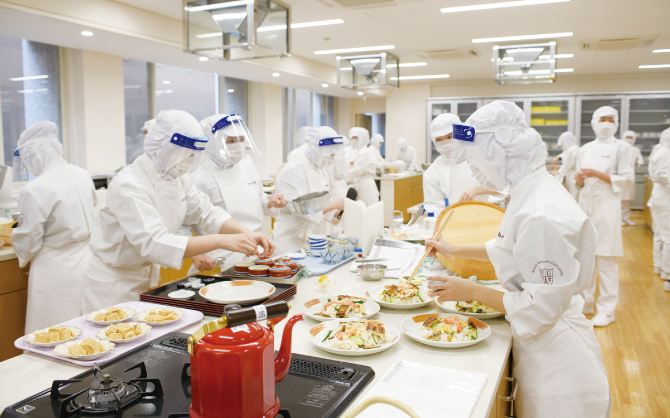 臨床栄養学実習Ⅰ・Ⅱ